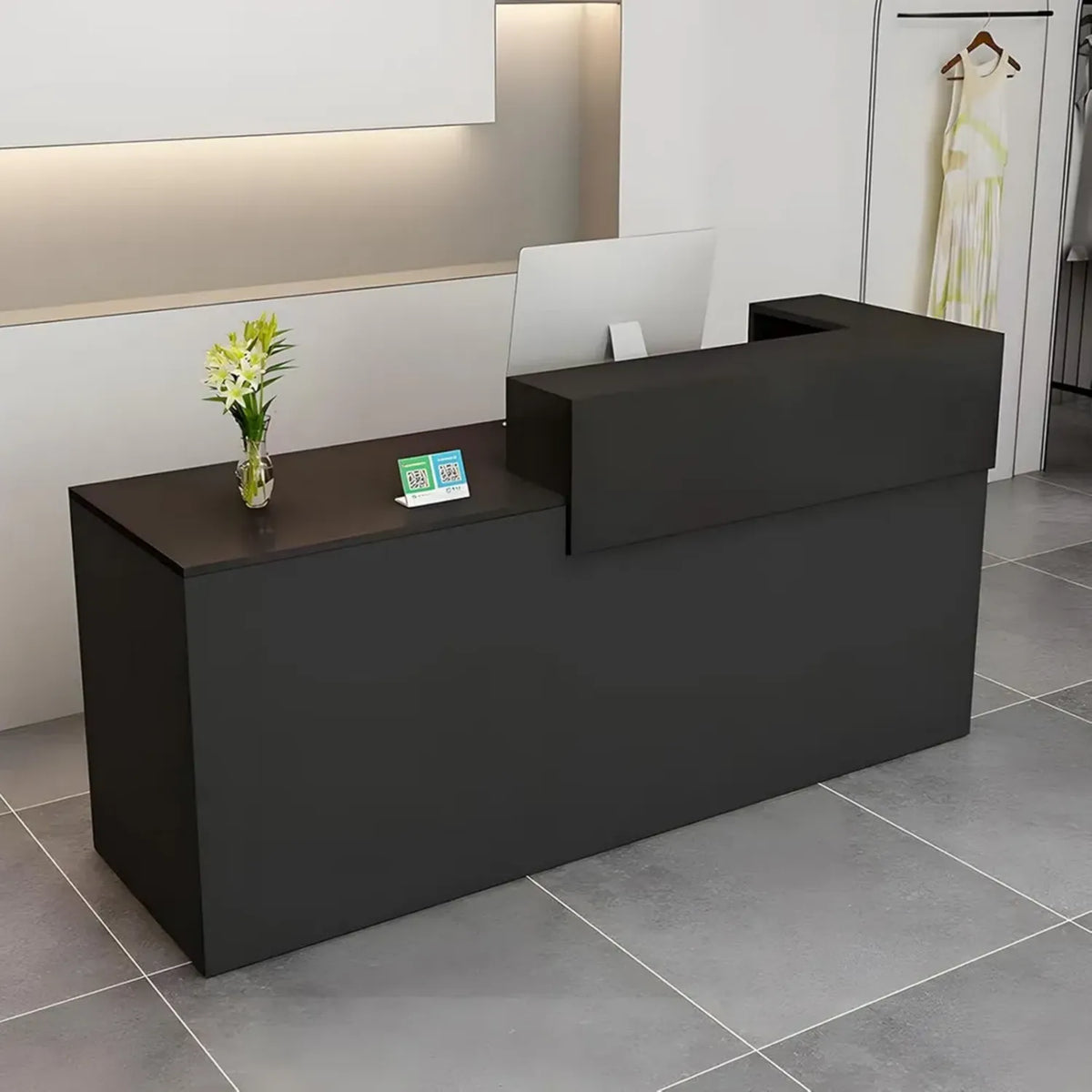 Banco Reception Legno Moderno con Spazi di Stoccaggio, Ideale per Ufficio e Hotel